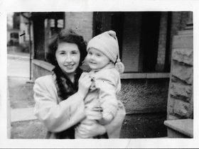 1949-1950 Mom Davy Sommers Ave..jpg